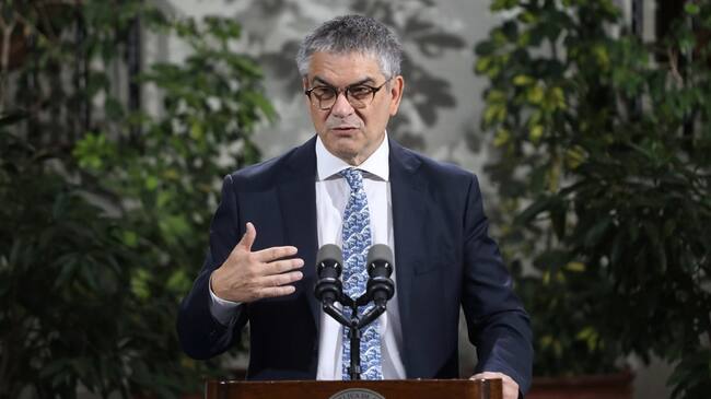 Ministro Marcel llama a “reconocer” evasión tributaria de empresas tras megafraude