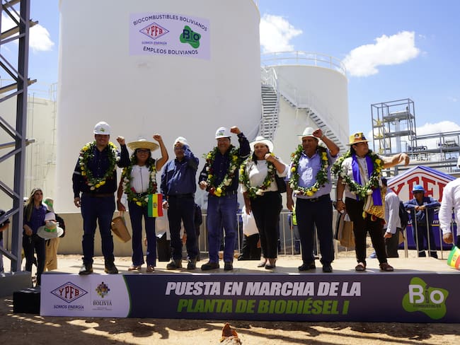 Bolivia comenzó a operar su primera planta de biocombustible y busca terminar dependencia energética