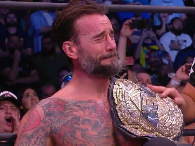 CM Punk vuelve a la gloria tras coronarse campeón mundial de AEW