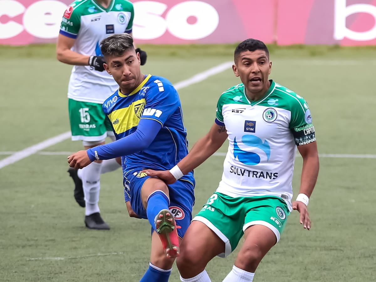 El partido entre Deportes Puerto Montt y Barnechea fue suspendido por «razones administrativas»