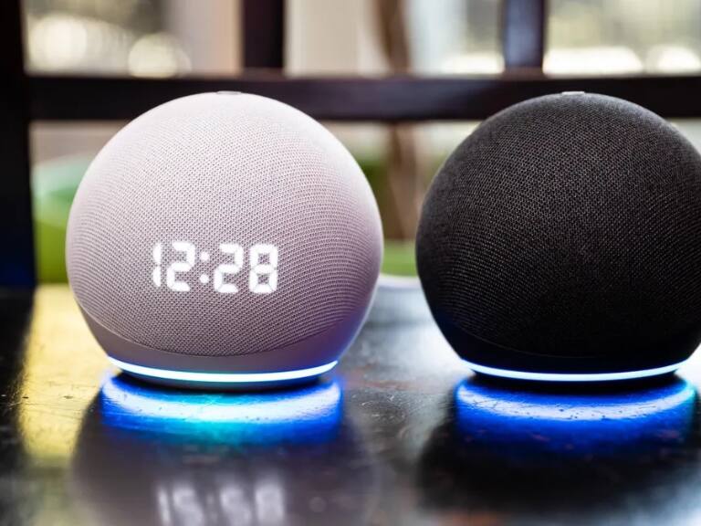 Alexa podría replicar voces de familiares muertos