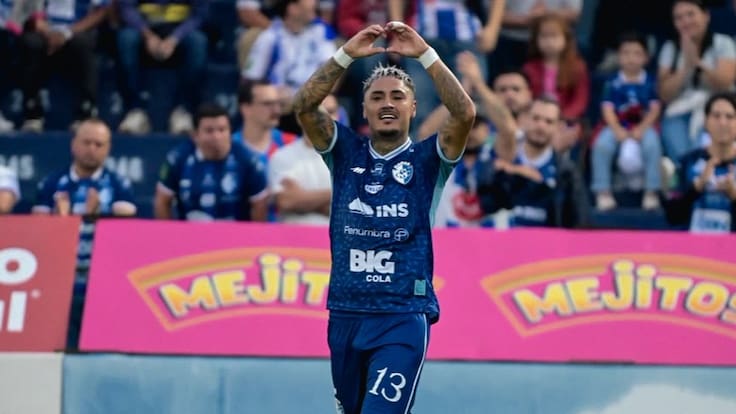 Debut goleador: El espectacular doblete de Juan Carlos Gaete en el fútbol de Costa Rica