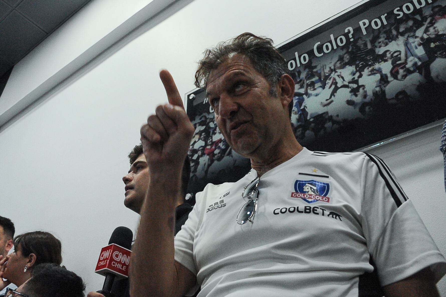 Aníbal Mosa saca el pecho por el nuevo líder del torneo: “Contra todos y todo, igual estamos punteros” | Agencia Uno