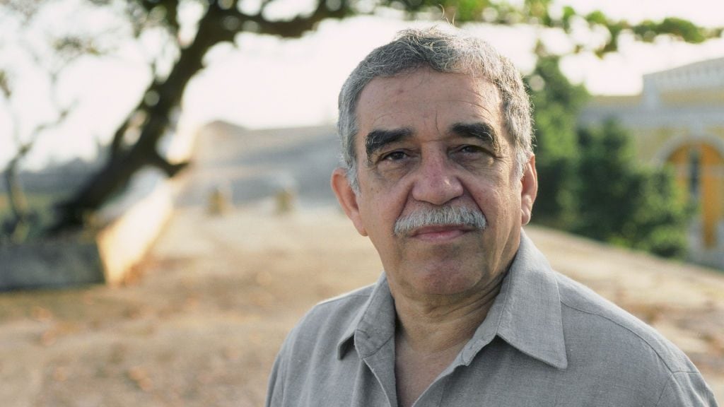 CARTHAGENA - FEBRUARY 20: Colombian writer and Nobel prize in literature winner Gabriel Garcia Marquez poses for a portrait session on February 20,1991 in Carthagena, Colombia. (Photo by Ulf Andersen/Getty Images)