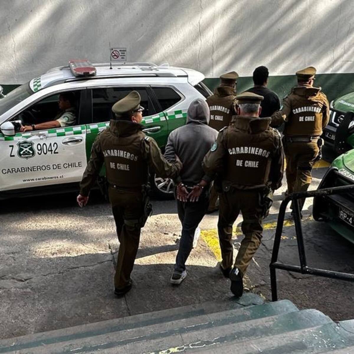 San Rosendo: conductor ebrio es detenido tras amenazar con un arma a carabineros que lo controlaron