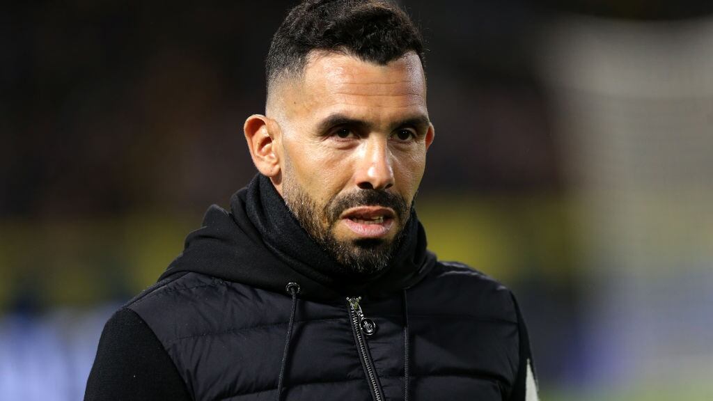 Carlos Tévez habría sido sondeado para dirigir en Chile