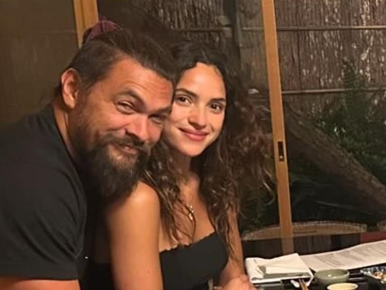 Con románticas fotos: Jason Momoa confirma su relación con Adria, la hija de Ricardo Arjona