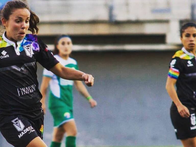 Marco Fajre, ex goleador azul: «Mi sobrina Nicole está un peldaño más arriba de Karen Araya»