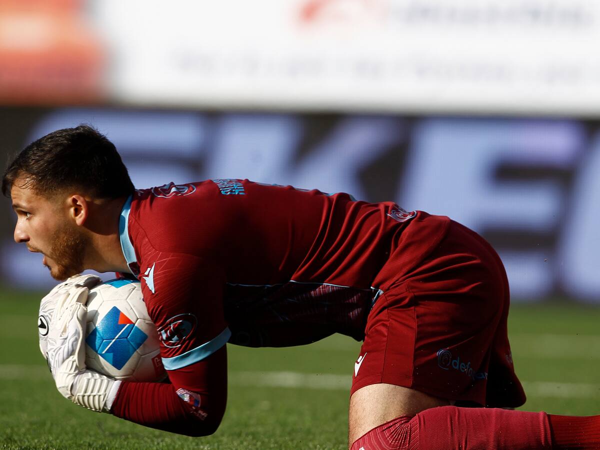 Tomás Ahumada elige su mejor tapada en la victoria ante Colo Colo y sueña en grande: “Mi objetivo es llegar a la selección”