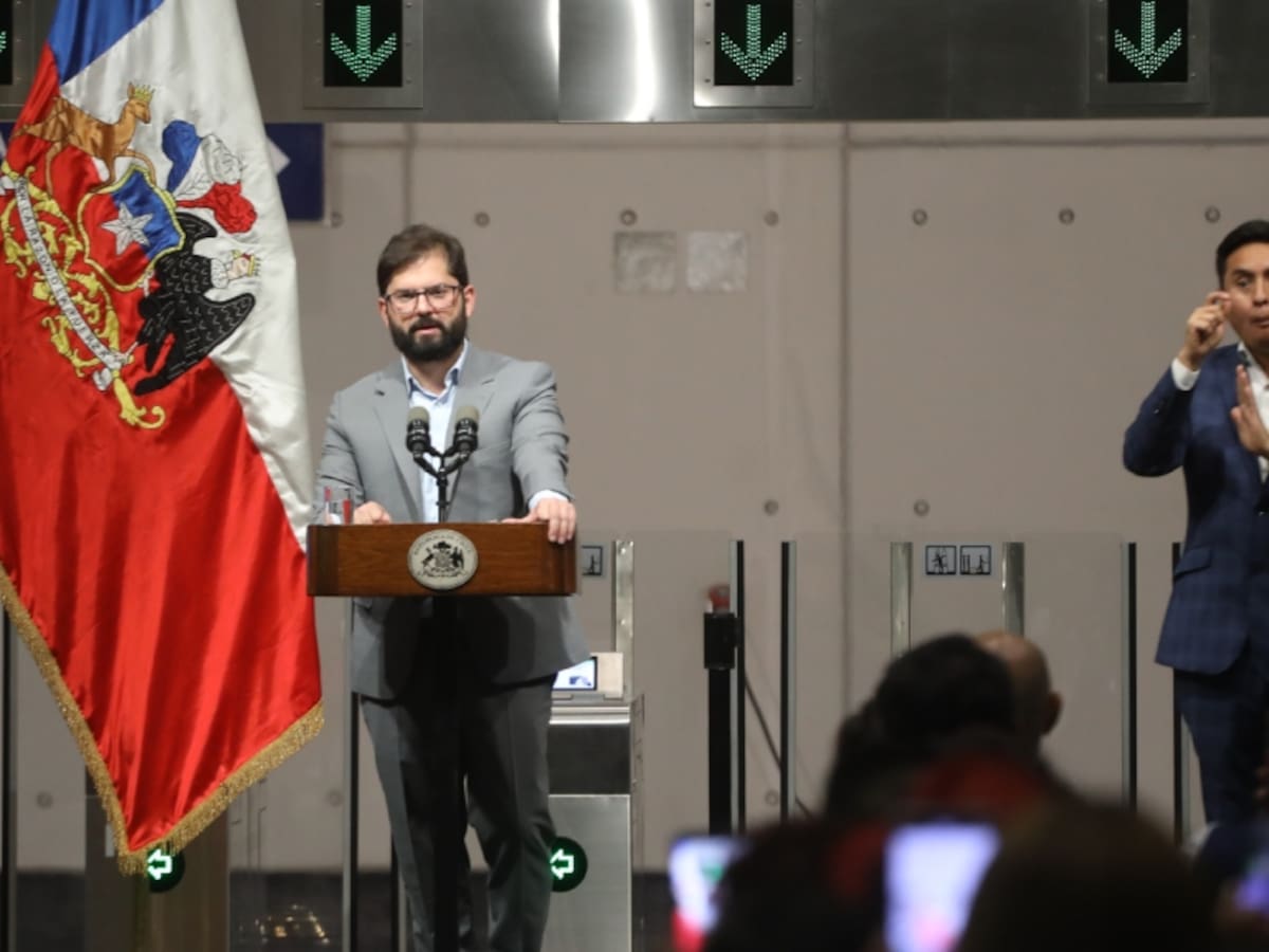 Presidente Boric inaugura extensión de Línea 2 del Metro de Santiago que conecta con El Bosque y San Bernardo