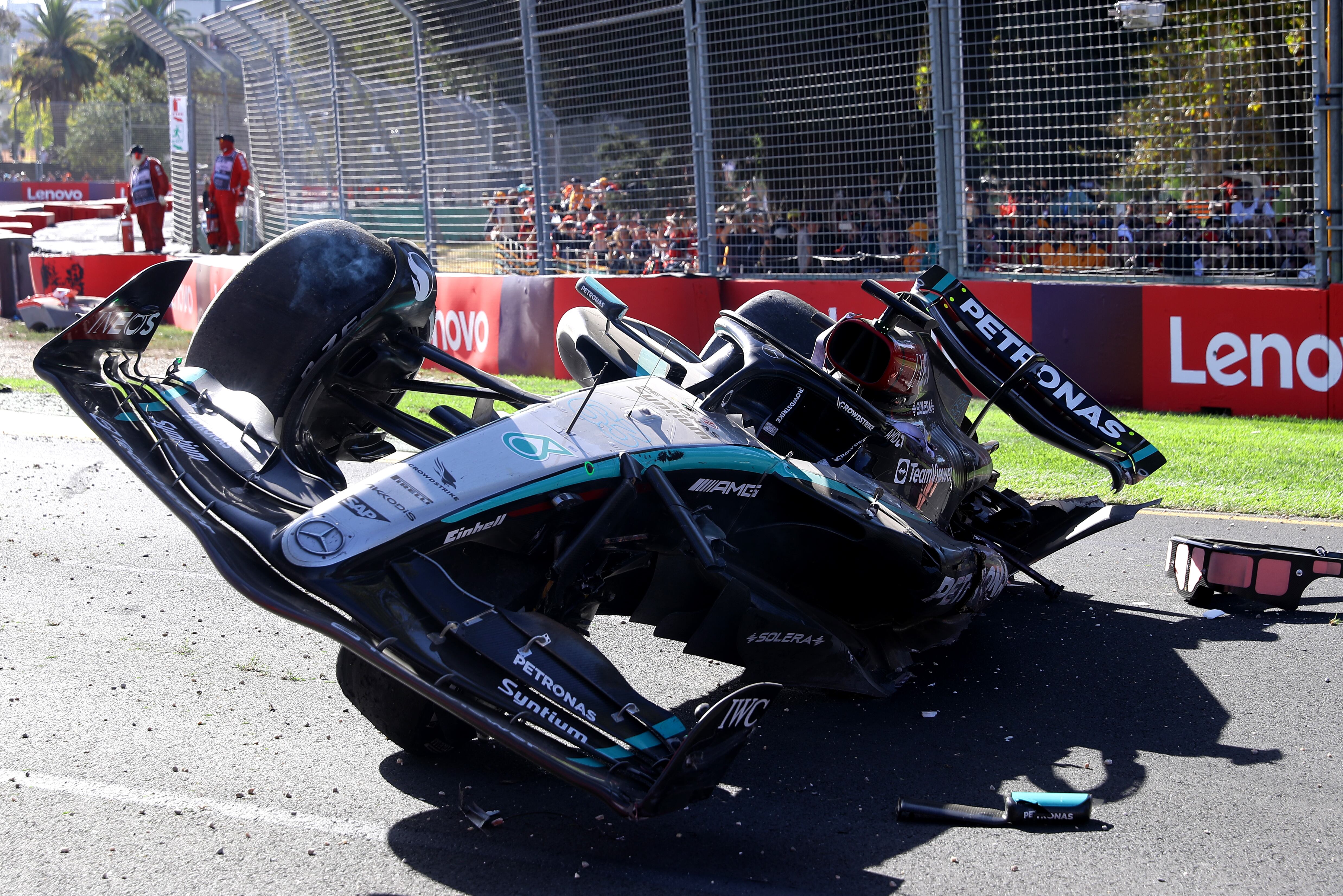 Completamente destruido quedó el W15 de George Russell | Getty Images