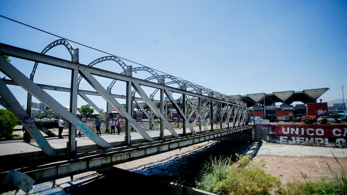Histórico puente en la región Metropolitana será recuperado tras casi 10 años: obras conectarán Santiago y Recoleta