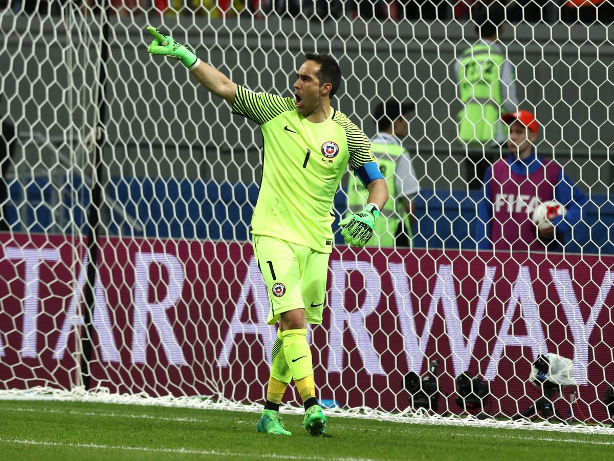 “Me acuerdo poquito”: arquero de Portugal “se olvida” de la épica actuación de Bravo en la victoria de Chile por la Copa Confederaciones 2017