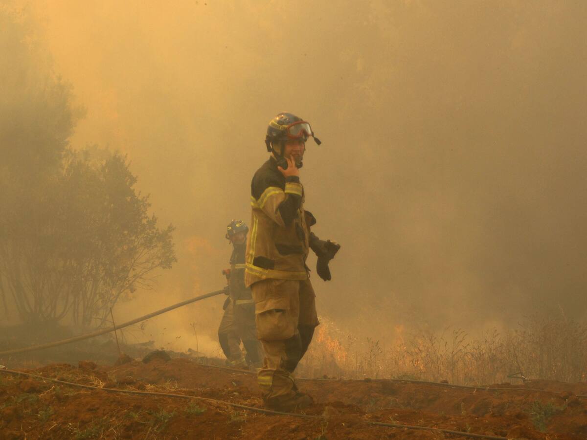 Onemi reportó que 32 incendios se mantienen activos a nivel nacional
