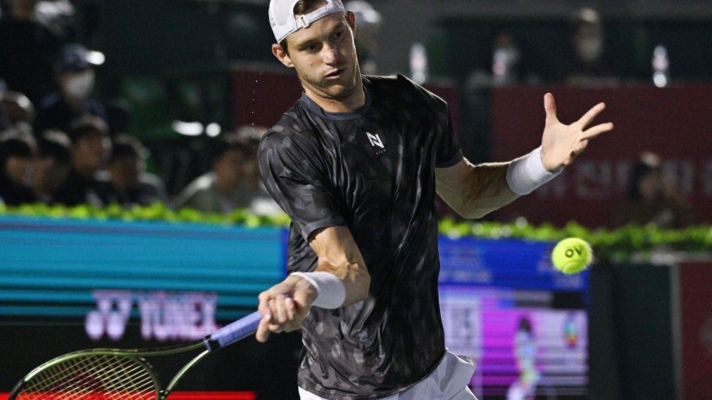 Nicolás Jarry no puede ante Carballés Baena y es eliminado en la primera ronda de Nápoli