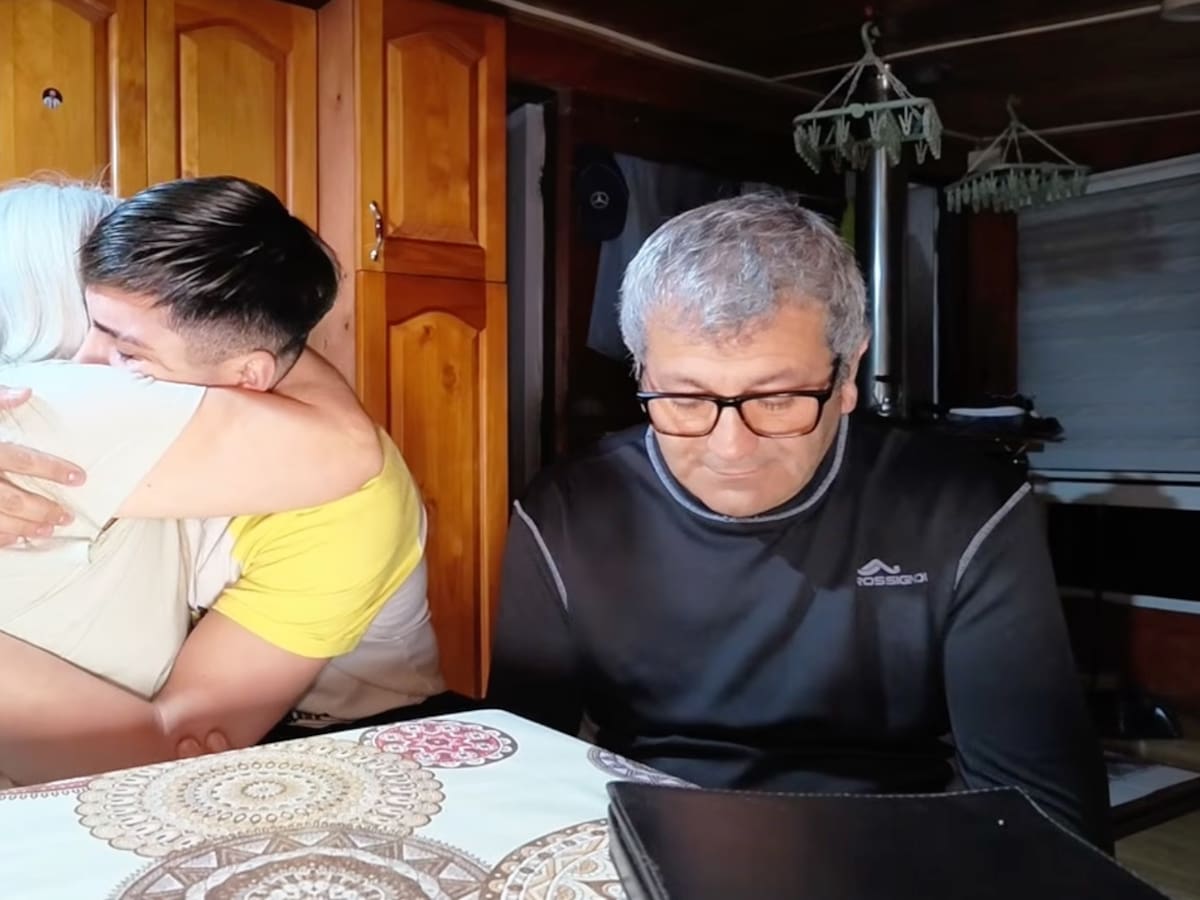 Reconocido influencer chileno graba reacción de sus padres a importante revelación: “Tengo otra orientación sexual”