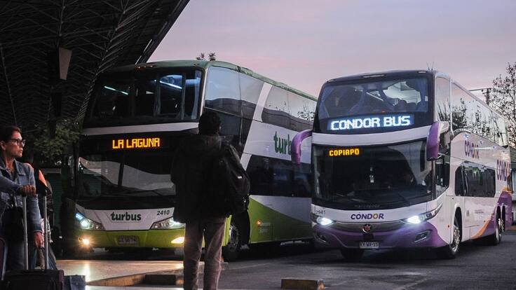 ¿Cuánto subiría el viaje en bus de Santiago–Puerto Montt si se elimina el Mepco? Esto advierte gremio de buses