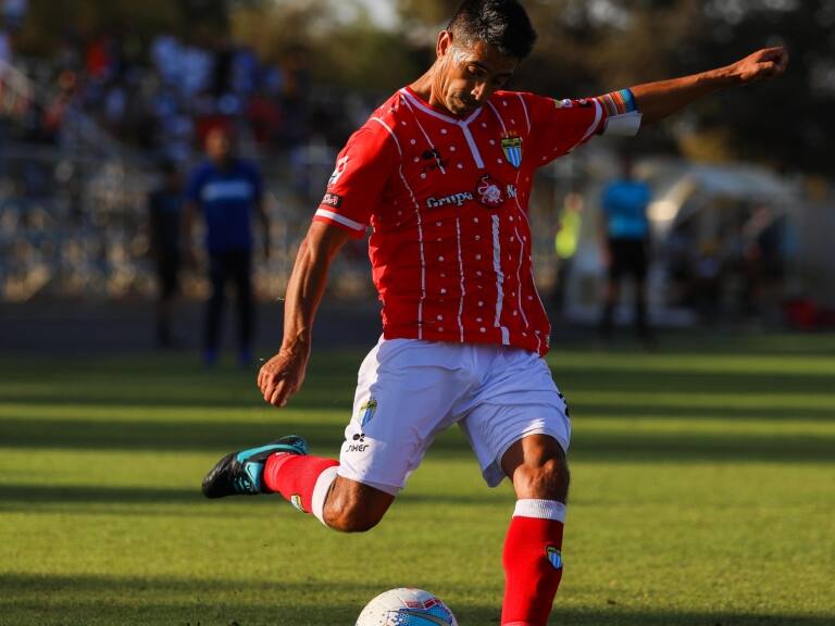 Braulio Leal asume el interinato en la banca de Magallanes: "No tengo nada que demostrar, soy un funcionario del club"