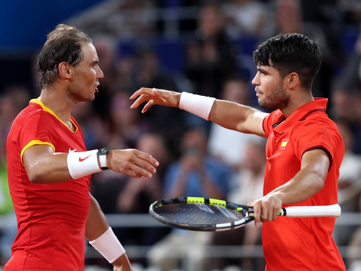 Rafael Nadal y Carlos Alcaraz superan un duro estreno en los dobles de París 2024