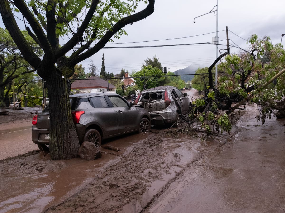 Presidente Kast decreta Zona de Catástrofe en la comuna de Las Condes tras violento aluvión