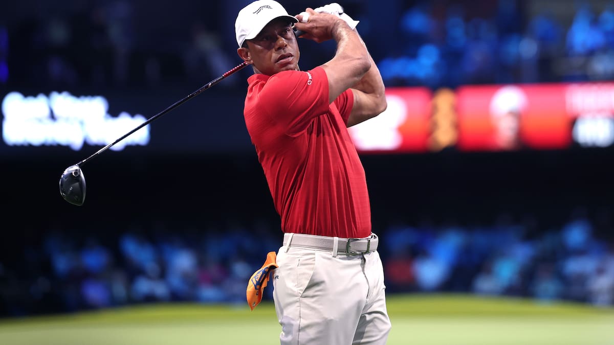 Tiger Woods vuelve a involucrarse en un accidente de tránsito tras cinco años
