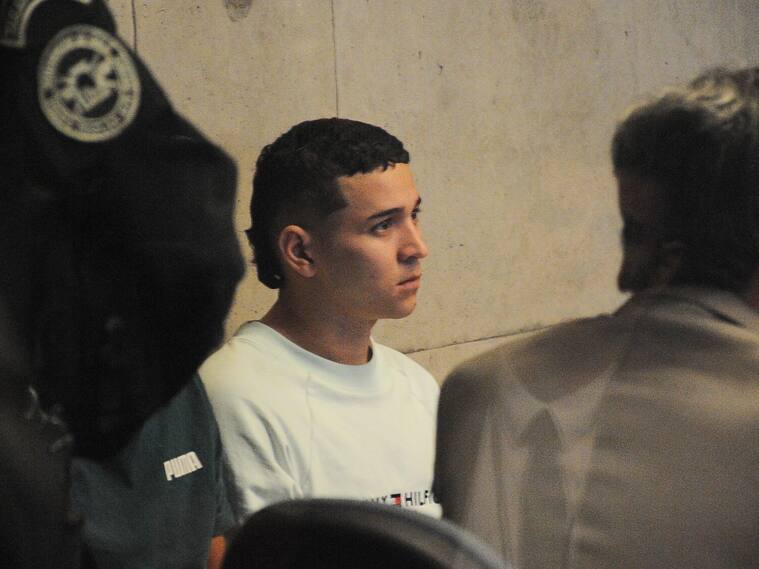 11 DE ABRIL DEL 2024 / SANTIAGO
Formalización de los imputados por el homicidio del teniente de Carabineros, Emanuel Sánchez.
FOTO: VICTOR HUENANTE / AGENCIAUNO