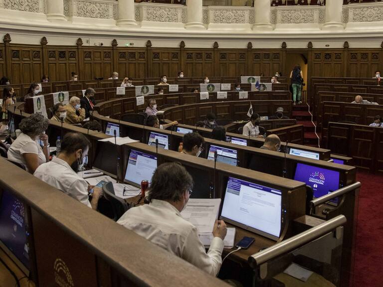 Comisión de Sistemas de Justicia de la Convención aprobó en general iniciativa popular «Cárcel para Piñera»