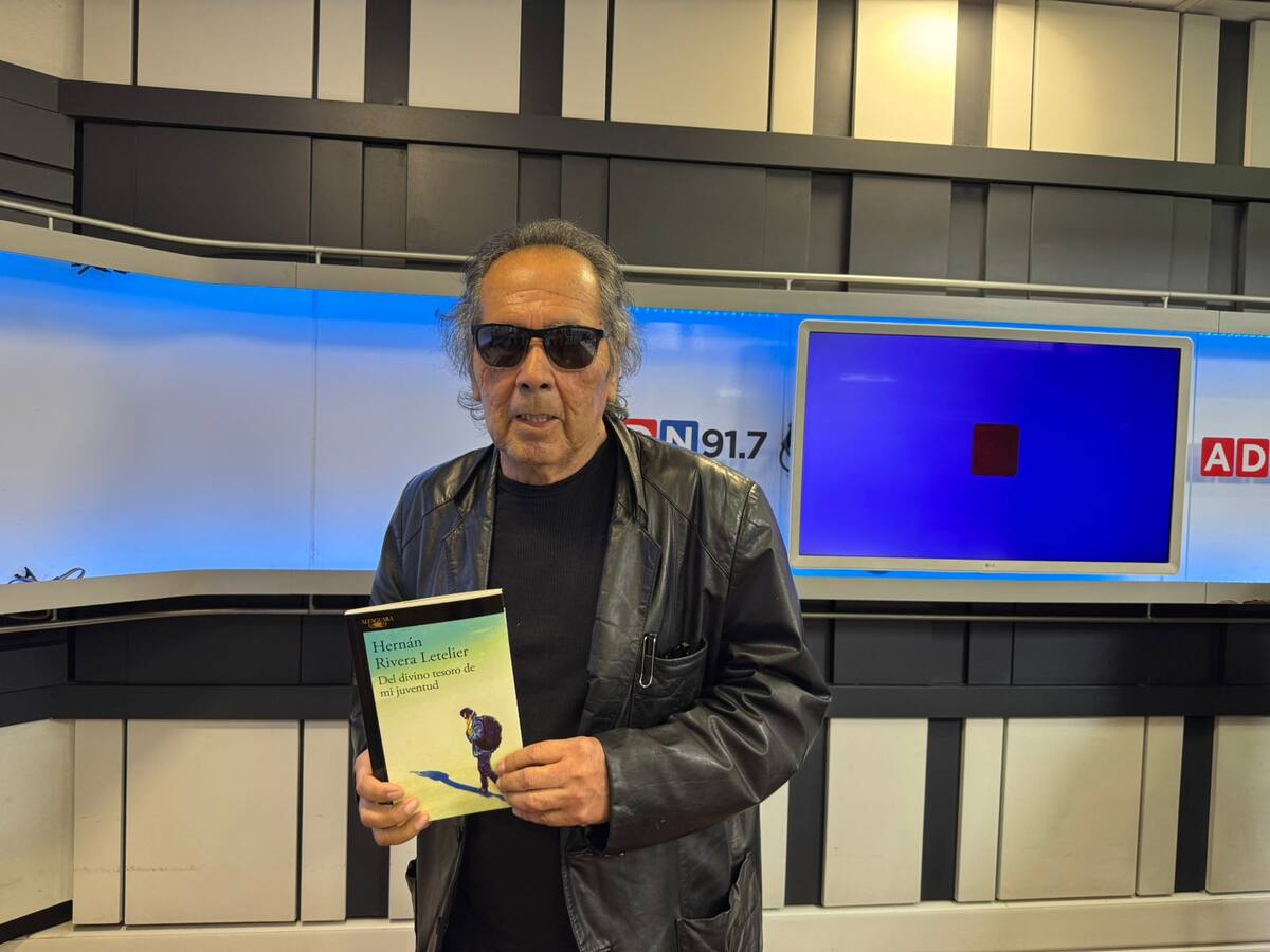 Hernán Rivera Letelier: “Con ‘La contadora de películas’ hicieron un buen filme, pero pudieron hacer una gran película”