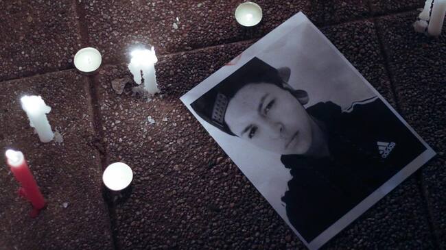 25 de junio del 2019/SANTIAGOOrganizaciones de Mujeres lesbianas y Feministas realizan una velatón en el marco del tercer aniversario del asesinato de la joven lesbiana de Quillota, Nicole Saavedra.
FOTO: SEBASTIAN BELTRAN GAETE/AGENCIAUNO