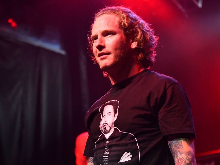 Corey Taylor anunció su álbum debut en solitario y compartió dos adelantos