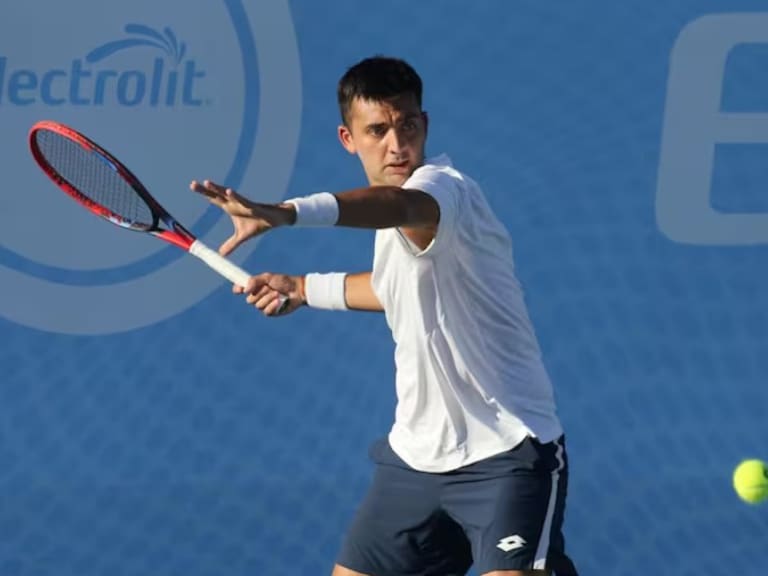 Tomás Barrios supera su propia irregularidad para meterse en cuartos de final de Camberra