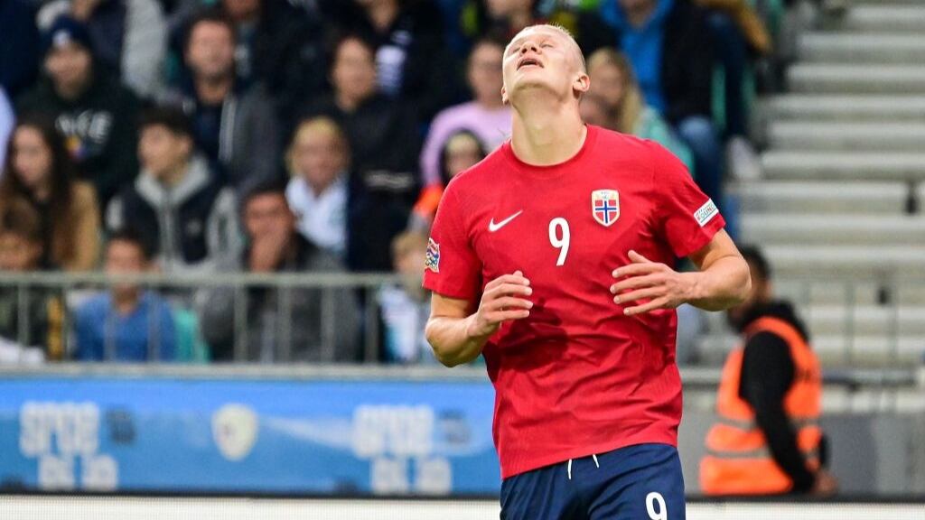 Erling Haaland sigue en racha goleadora pero Noruega cae en la Nations League