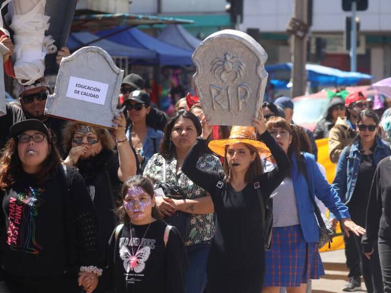 «Es imposible reanudar las clases»: Profesores de Atacama rechazan propuesta del Mineduc