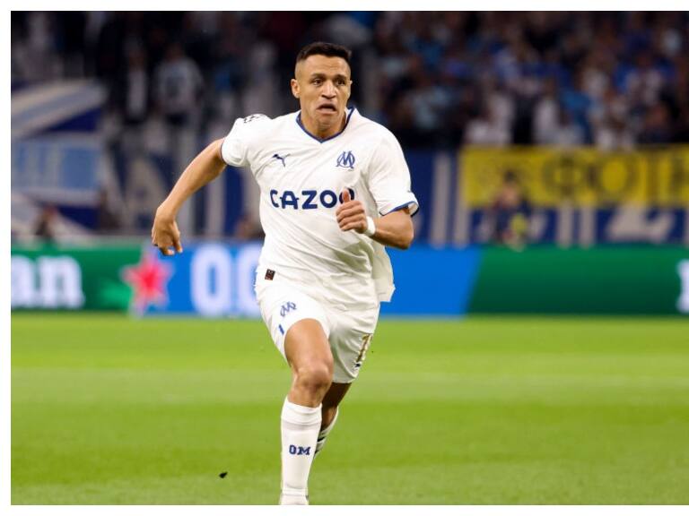 El polémico saludo que recibió Alexis Sánchez por su cumpleaños 34