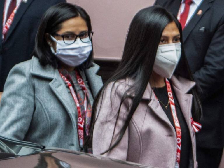 Perú: Equipo policial ingresa hasta el palacio presidencial para detener a cuñada de Pedro Castillo