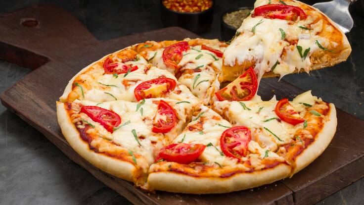 Tras cierre de Telepizza y Pizza Hut: Esta es la cadena de pizzerías que sumará 10 nuevos restaurantes en Chile el 2025