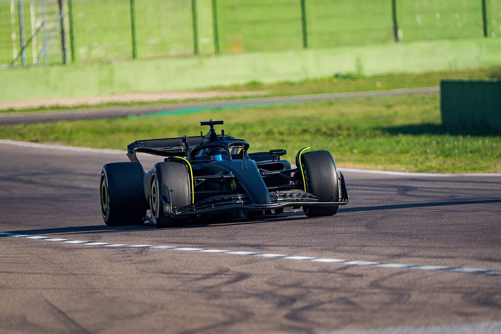 Sergio "Checo" Pérez corriendo para Cadillac