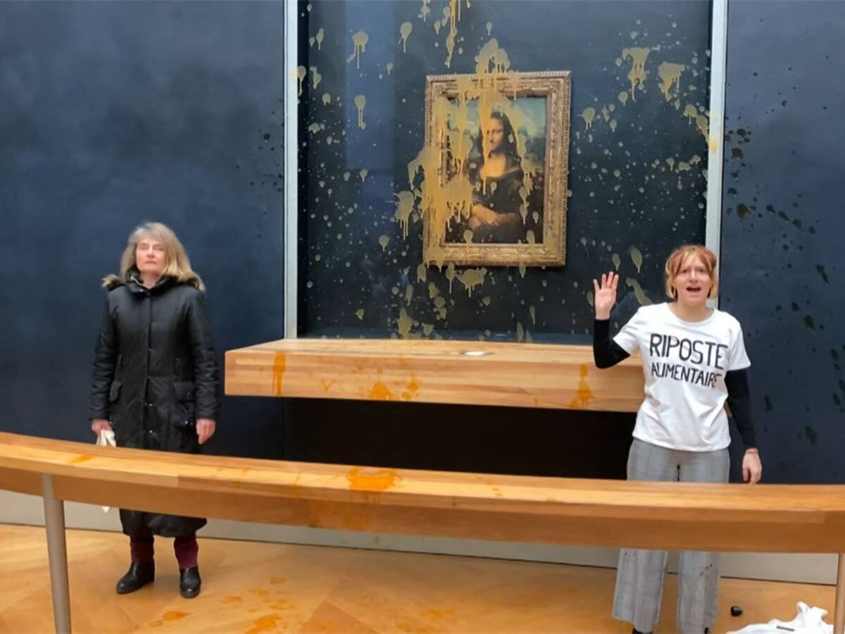 Activistas ambientales lanzan sopa contra la Mona Lisa en el Louvre