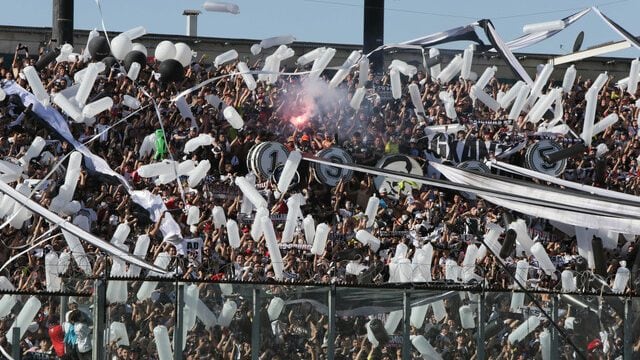 Colo Colo arenga