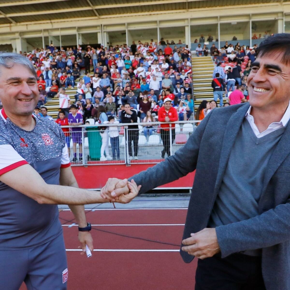 Vuelve al fútbol chileno un DT campeón de la Primera División: anuncio oficial