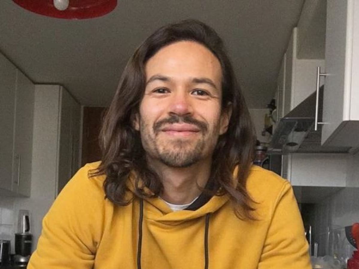 Francisco Puelles enterneció en redes sociales al compartir nueva foto con su bebé