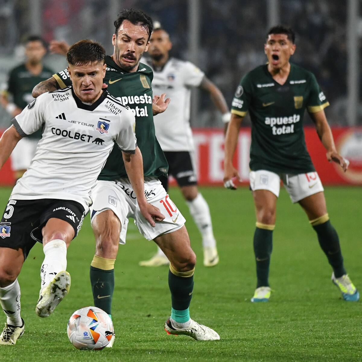 Colo Colo y Alianza Lima no pasaron del empate sin goles en el Monumental por Copa Libertadores
