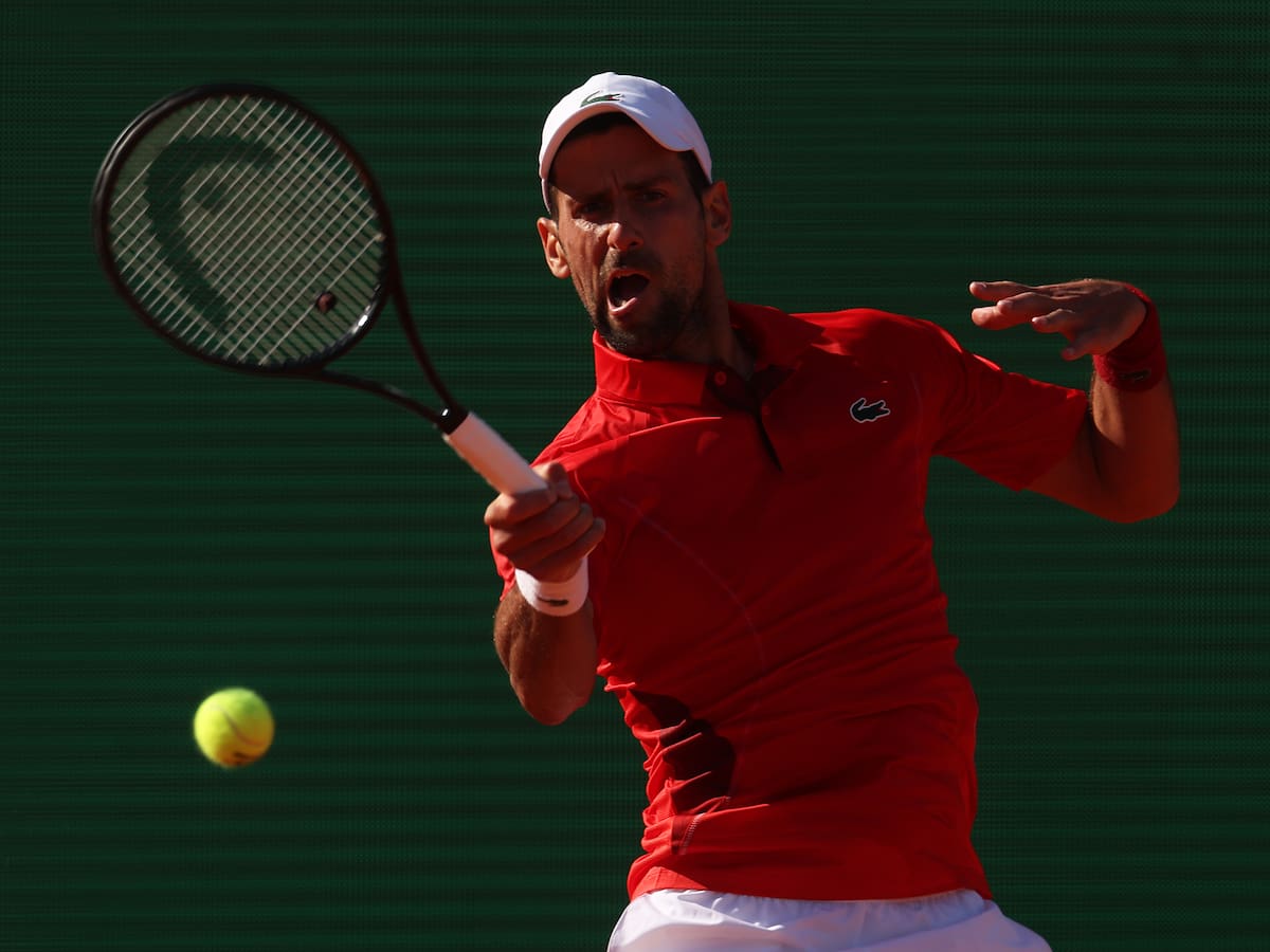 Novak Djokovic se mantiene en la ruta para ganar por tercera vez el Masters 1000 de Montecarlo