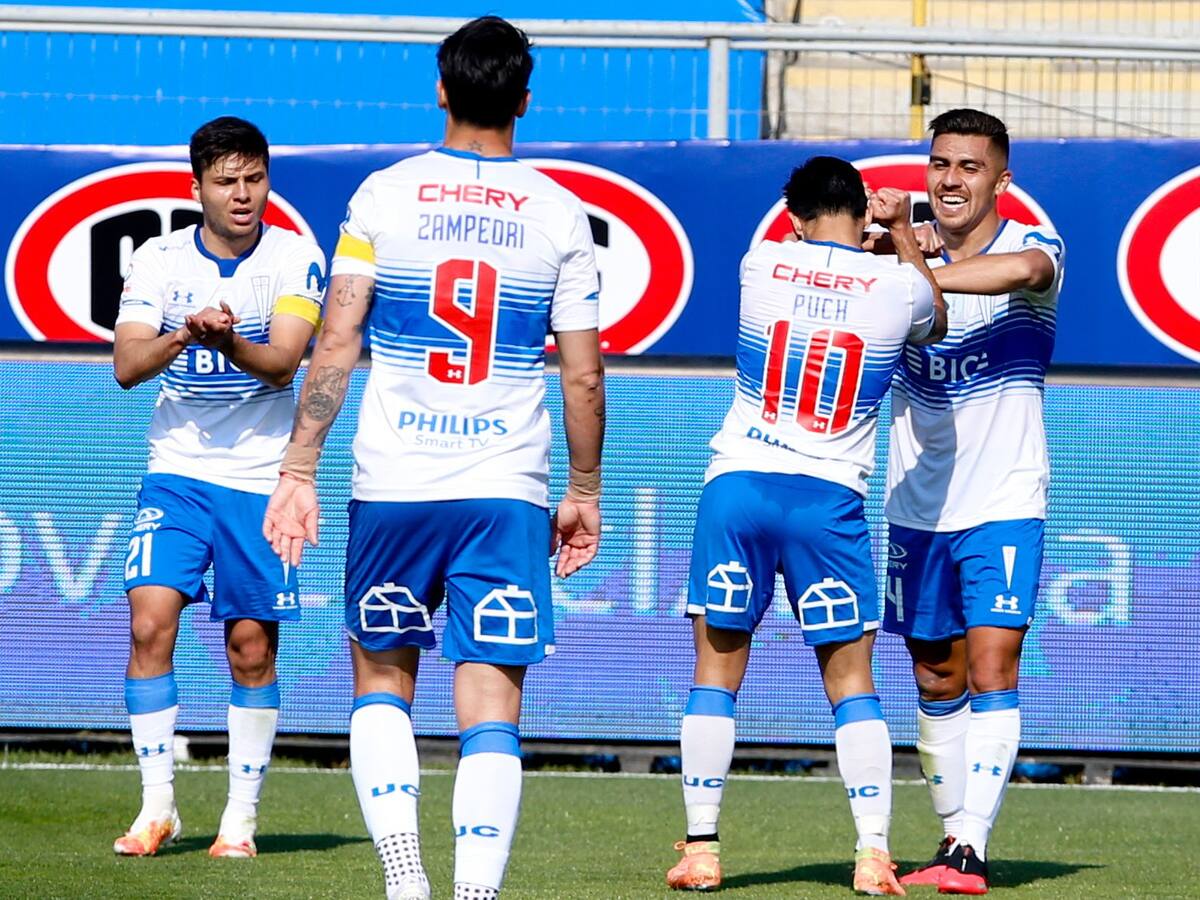Necesitan la victoria: Universidad Católica tiene formación confirmada para duelo ante Gremio
