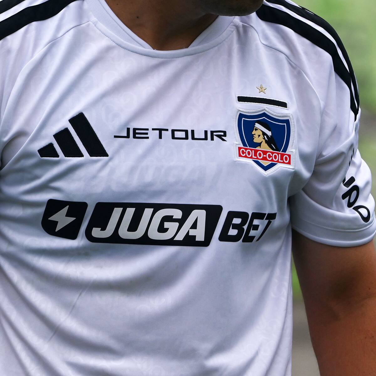 Se cae otro refuerzo en Colo Colo: “Hubo conversaciones, pero el jugador tomó la decisión...”