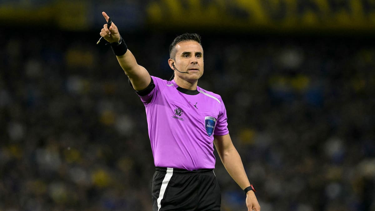 Piero Maza pasará de dirigir un partido de la Primera B a uno de Copa Sudamericana en tres días: “Me preparo con el mismo profesionalismo”