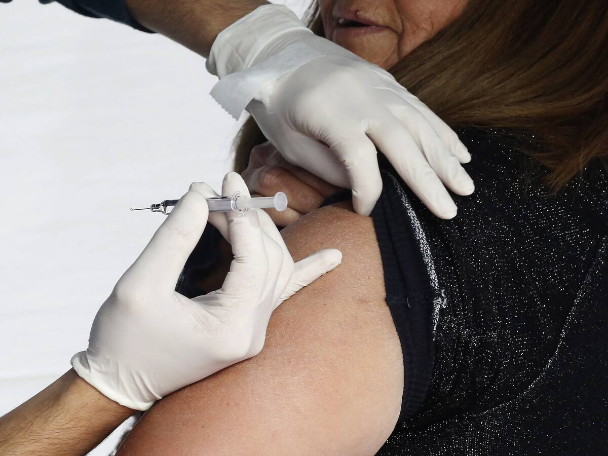 «Queremos vacunar a 8MM de personas»: Piñera se refirió a la campaña contra influenza