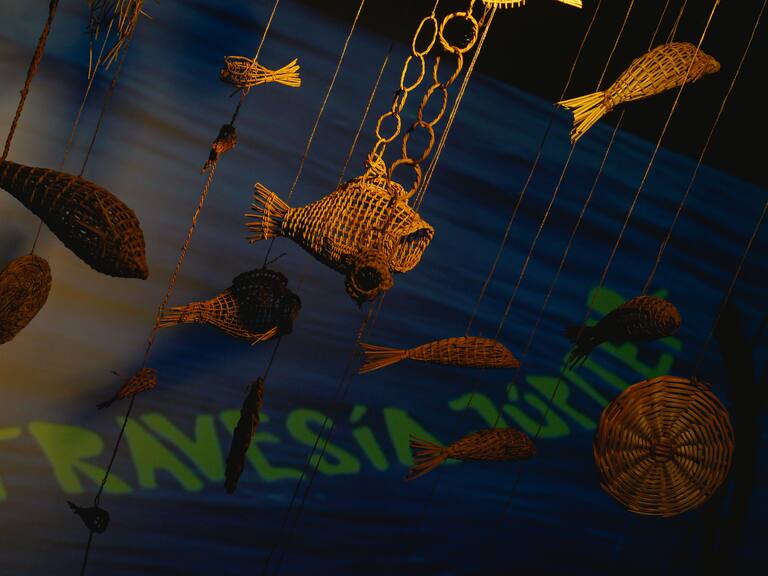 “Flotantes”: El estreno de una obra teatral experimental que conecta humanidad y naturaleza