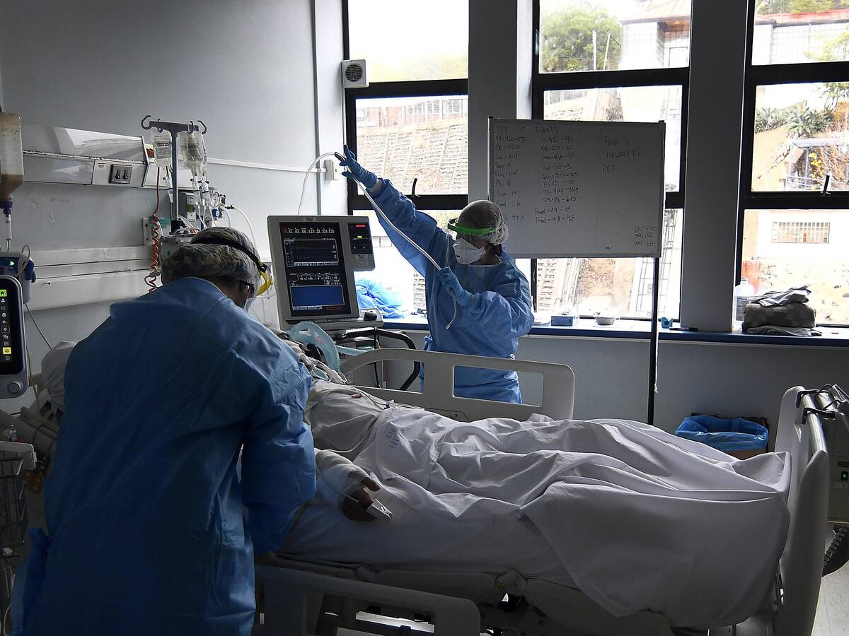 Minsal informó 52 fallecidos por Covid-19 en Chile, llegando a un total de 16.660 desde el inicio de la pandemia en el país