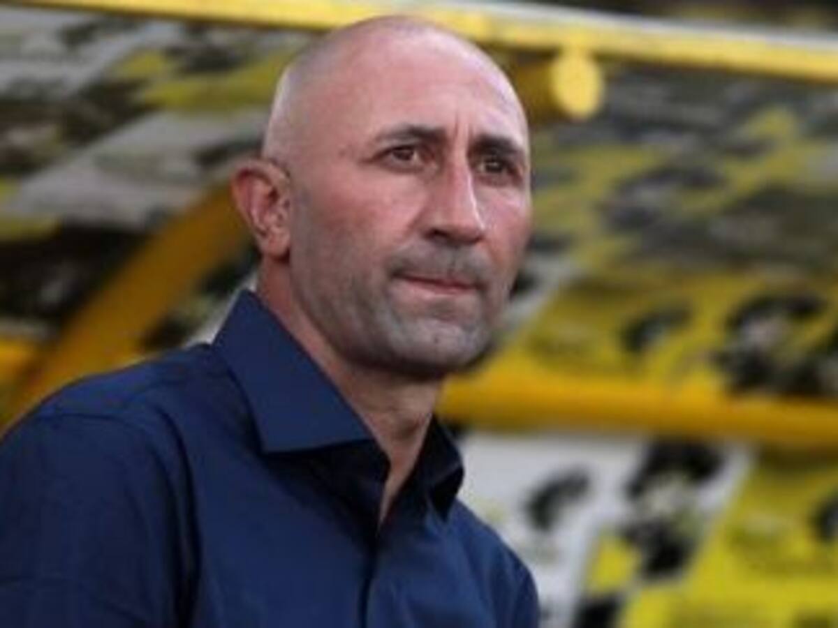 La molestia de Cristian Paulucci por las dudas en las citaciones de Universidad Católica: «Siempre habrá jugadores importantes que queden fuera»